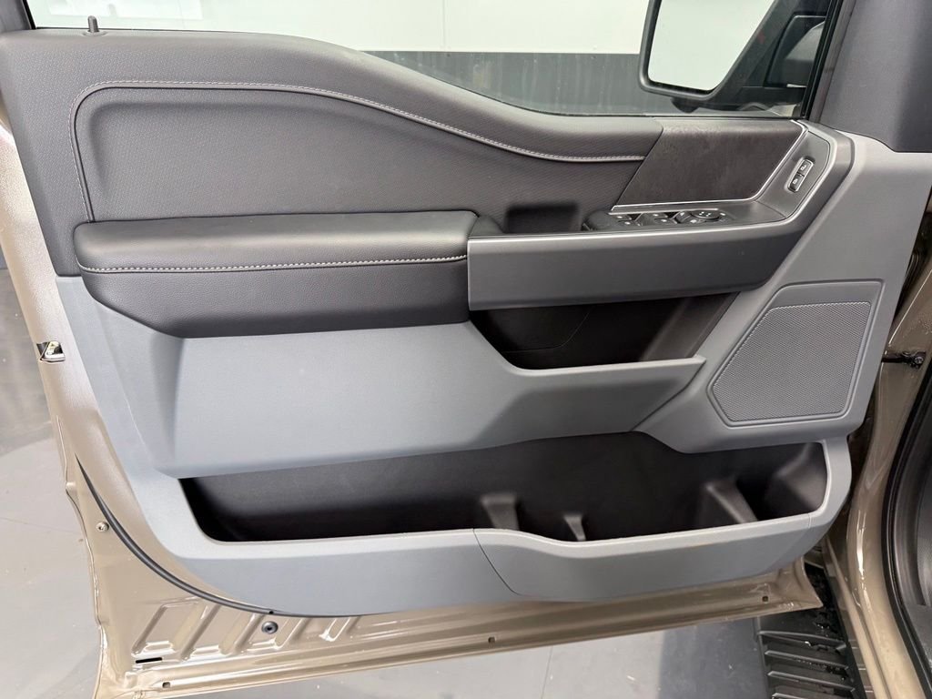 New 2026 Marsh Gray Ford XLT image 43