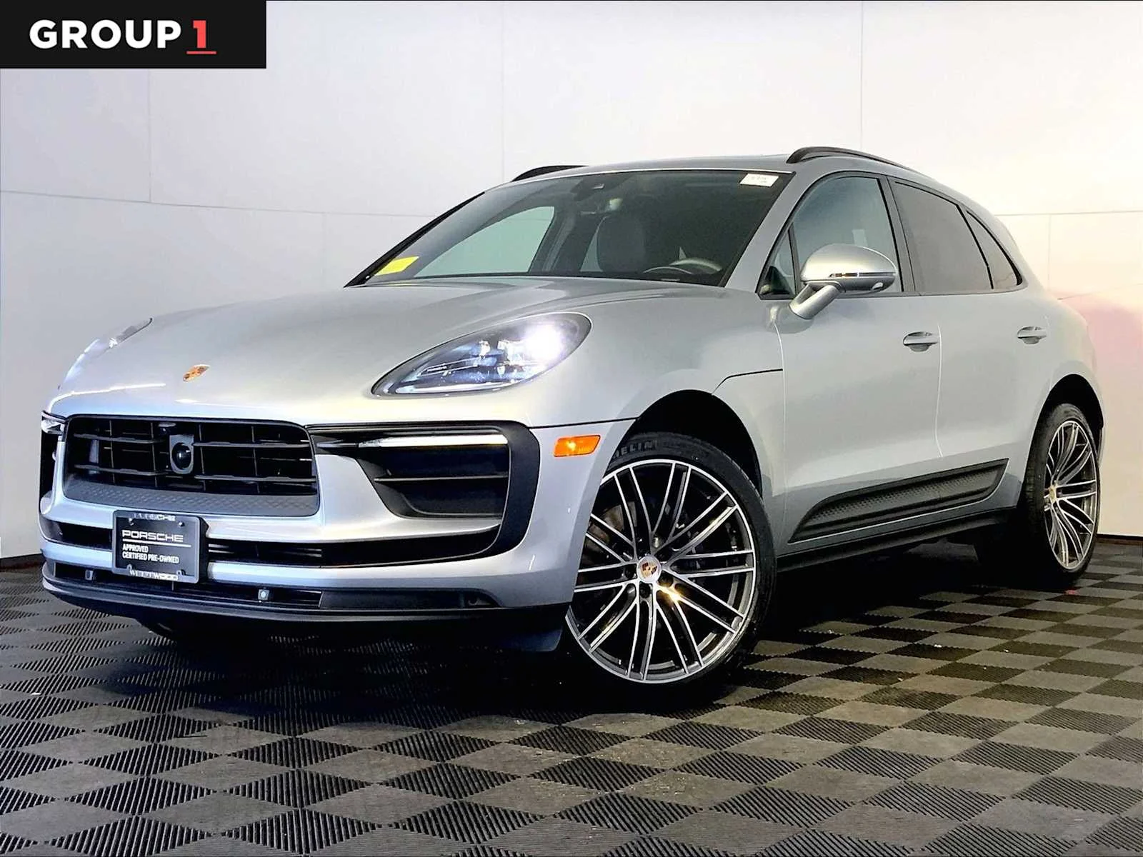 2026 Porsche Macan 