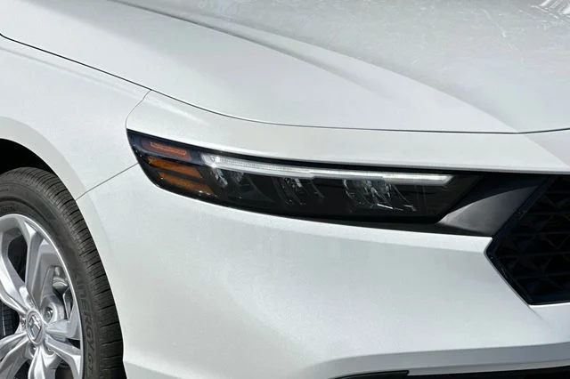 New 2026 Platinum White Pearl Honda LX image 30