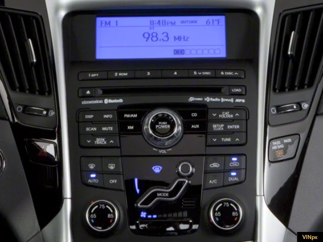 Used 2013 Iridescent Silver Blue Pearl Mica Hyundai GLS image 7