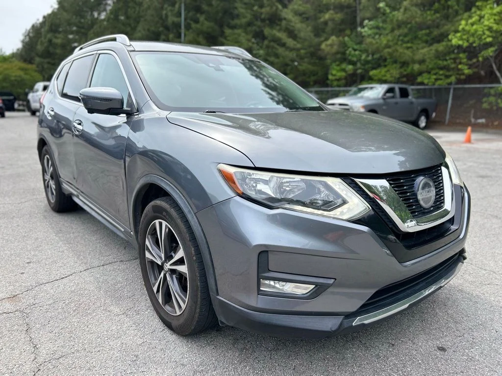 2018 Nissan Rogue SL FWD's photo