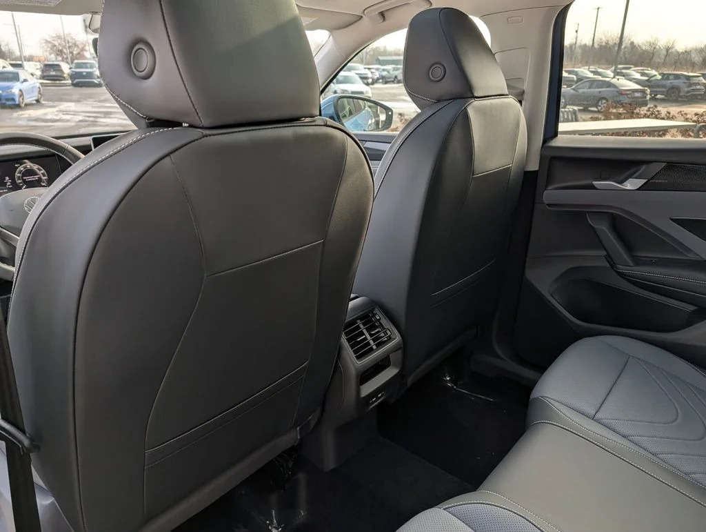 New 2026 Blue Volkswagen 2.0T SE image 13