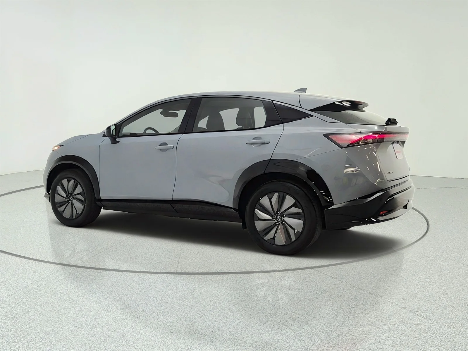 Used 2024 Boulder Gray Pearl/Black Diamond Pearl Nissan ENGAGE+ image 7