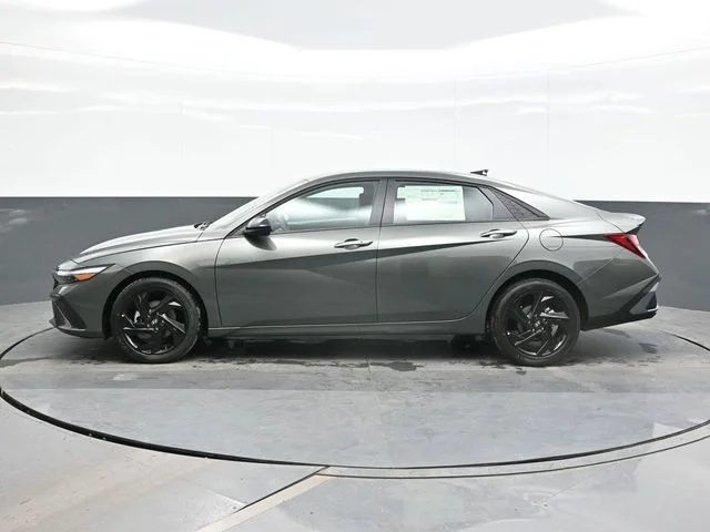 New 2026 Gray Hyundai SEL Sport image 4