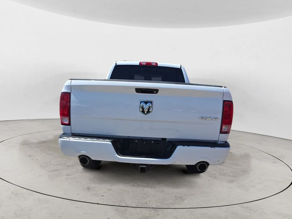 Used 2014 White Ram Express image 6