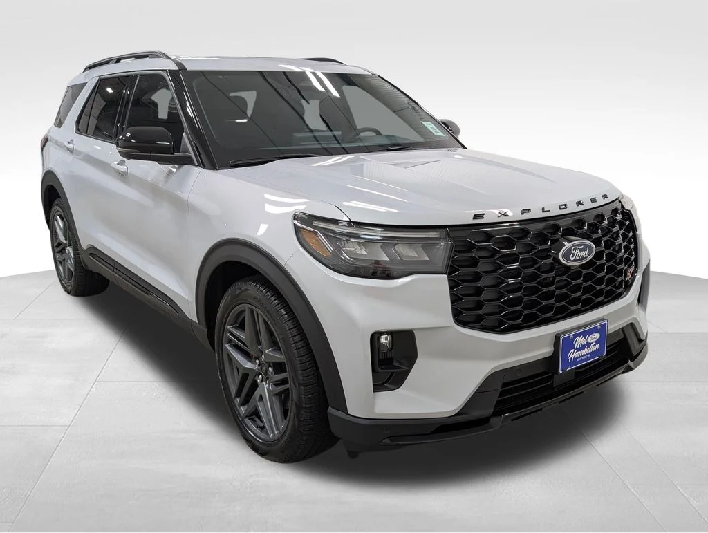 New 2026 Space White Metallic Ford ST image 18
