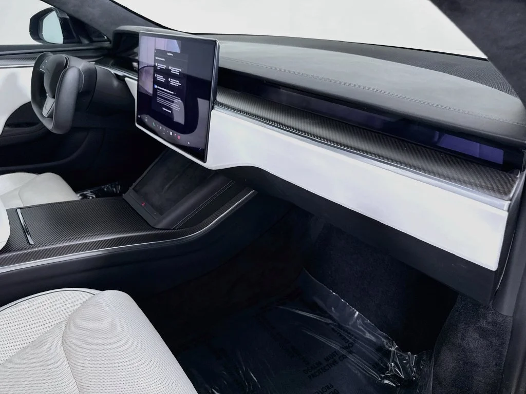 Used 2022 Black Tesla Plaid image 30