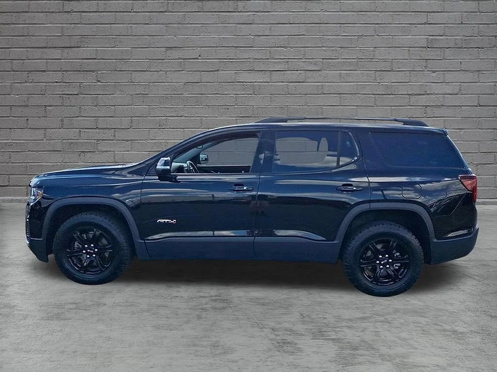 Used 2023 Ebony Twilight Metallic GMC AT4 image 9