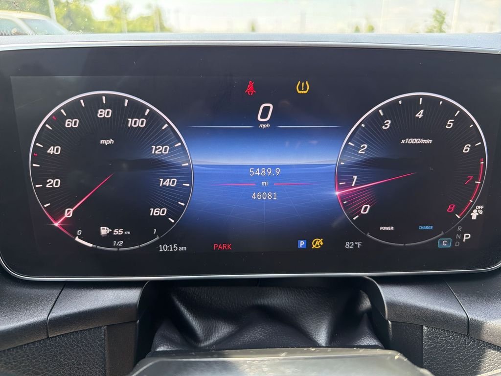 Used 2023  Mercedes-Benz GLC 300 image 10