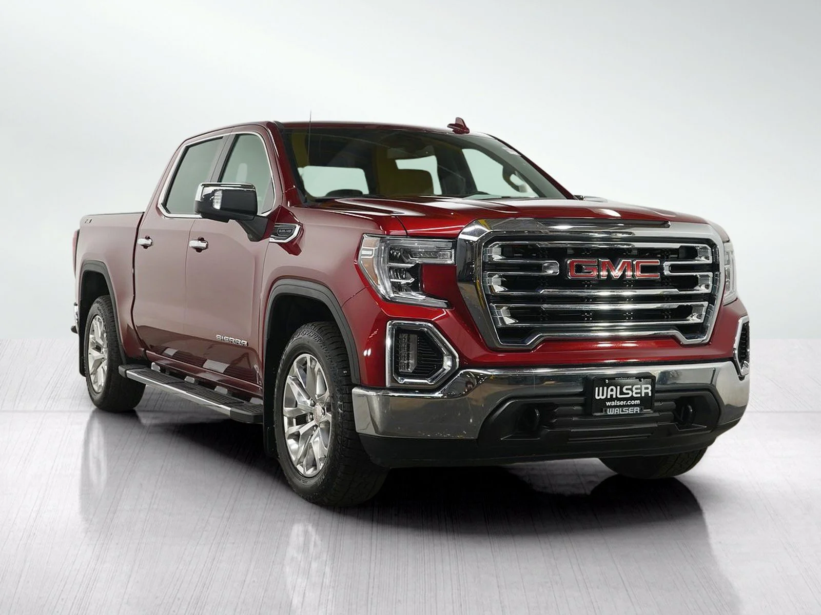 Used 2022 Cayenne Red GMC SLT image 7