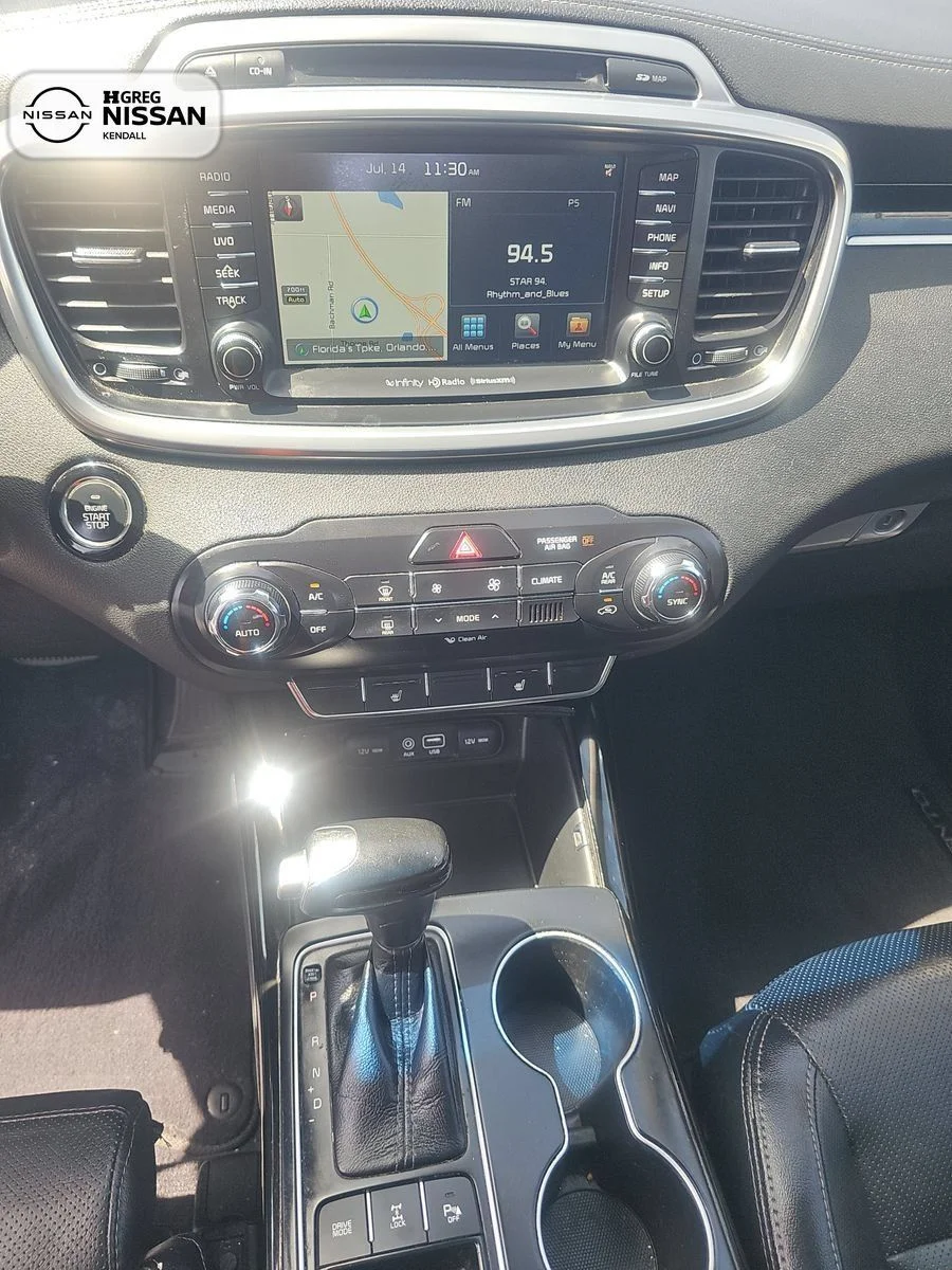 Used 2017 White Kia SX image 10