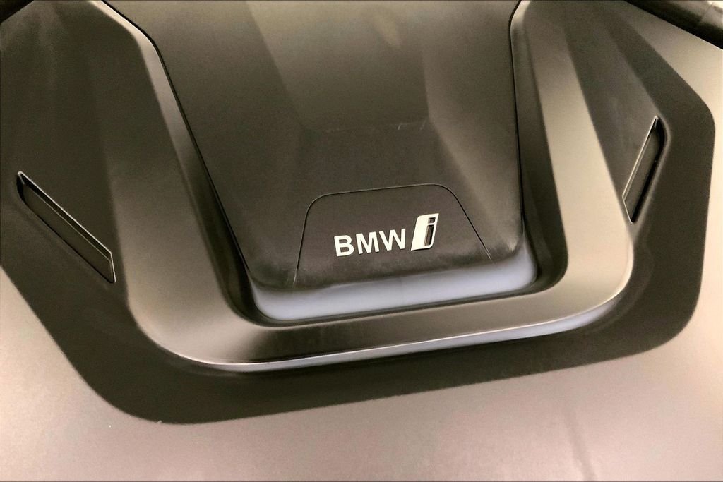 Used 2023 Mineral White Metallic BMW  image 31