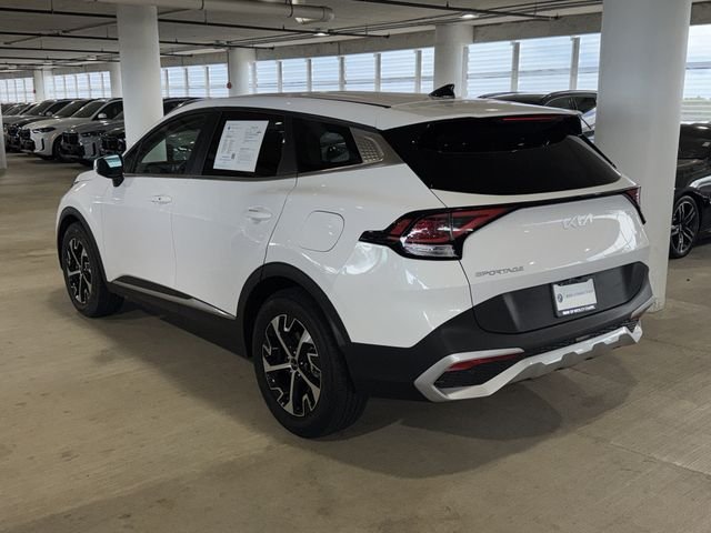 Used 2025 White Pearl Kia EX image 6