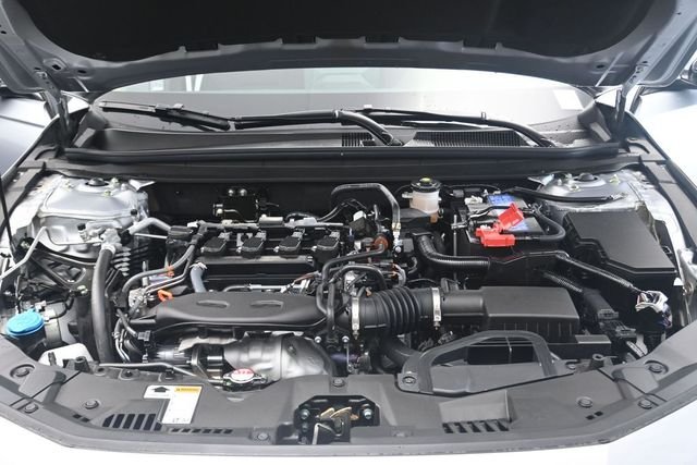 New 2026 Solar Silver Metallic Honda SE image 24