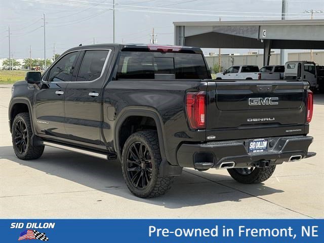 Used 2024 Onyx Black GMC Denali Ultimate image 8