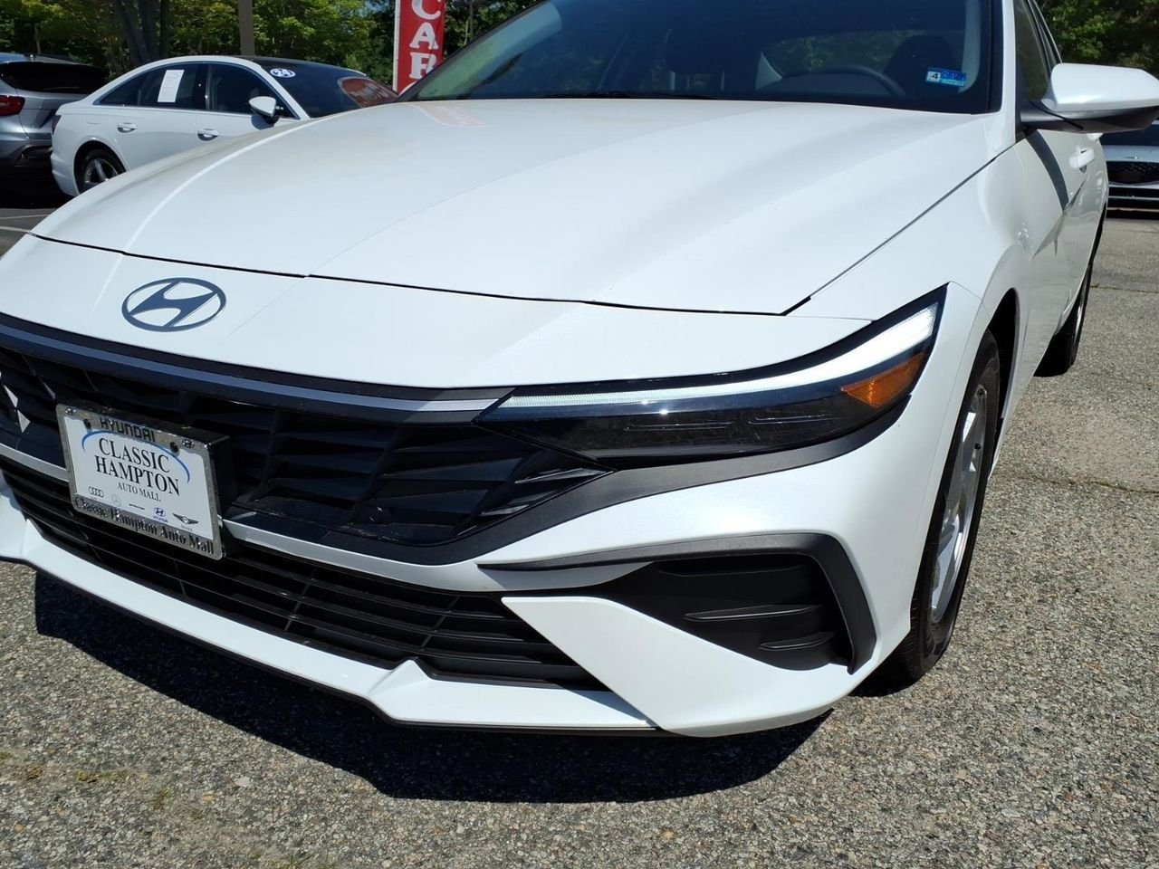 New 2026 Serenity White Hyundai SE image 2