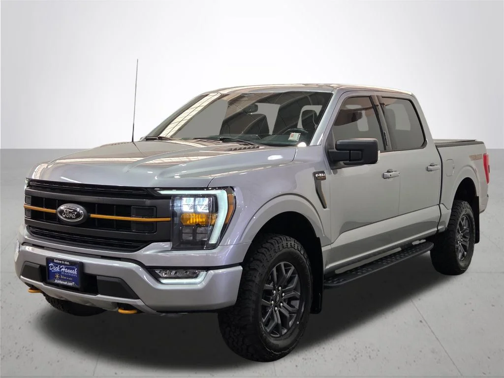 Used 2023 Silver Ford Tremor image 2