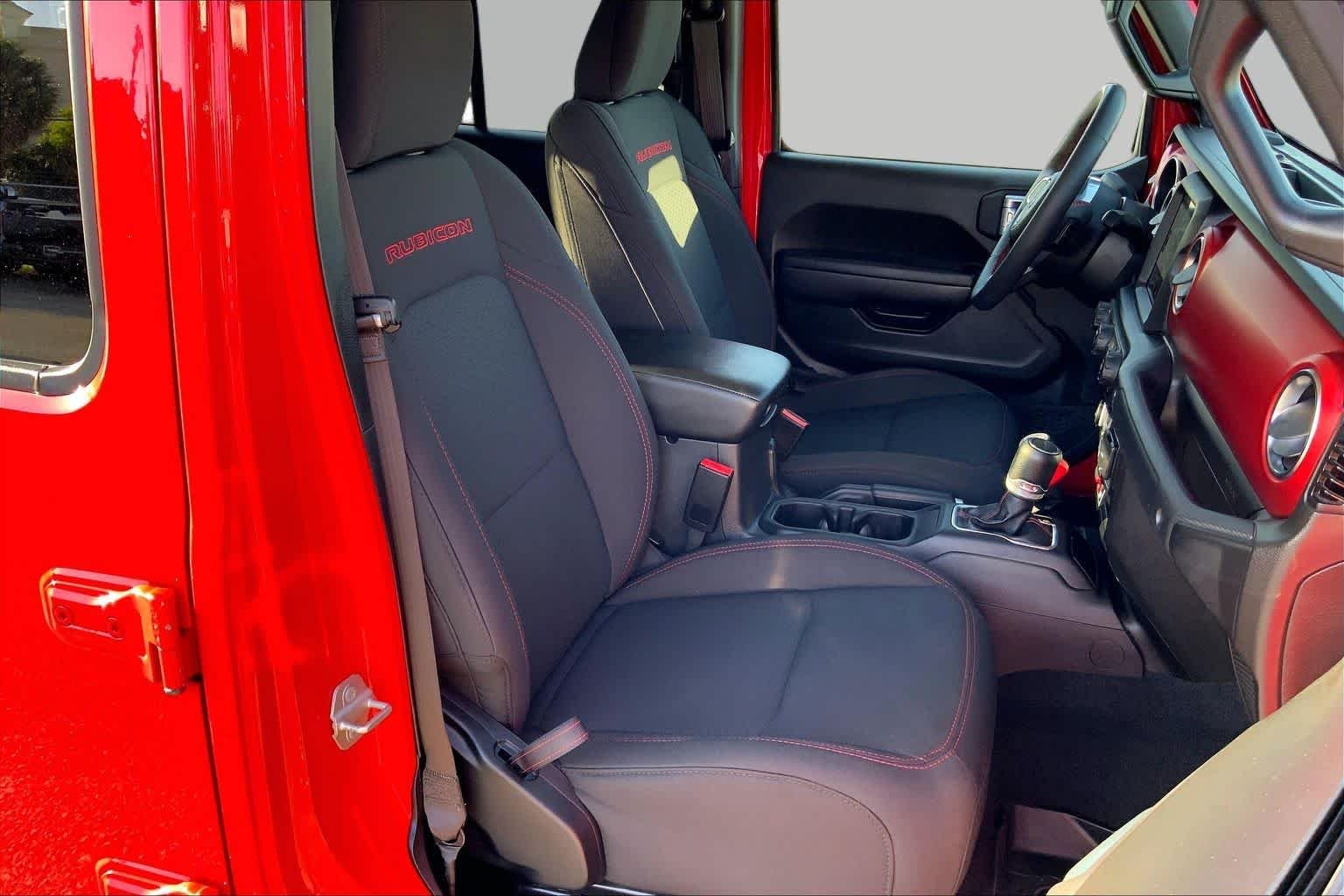 Certified Used 2023 Firecracker Red Clearcoat Jeep Rubicon image 9