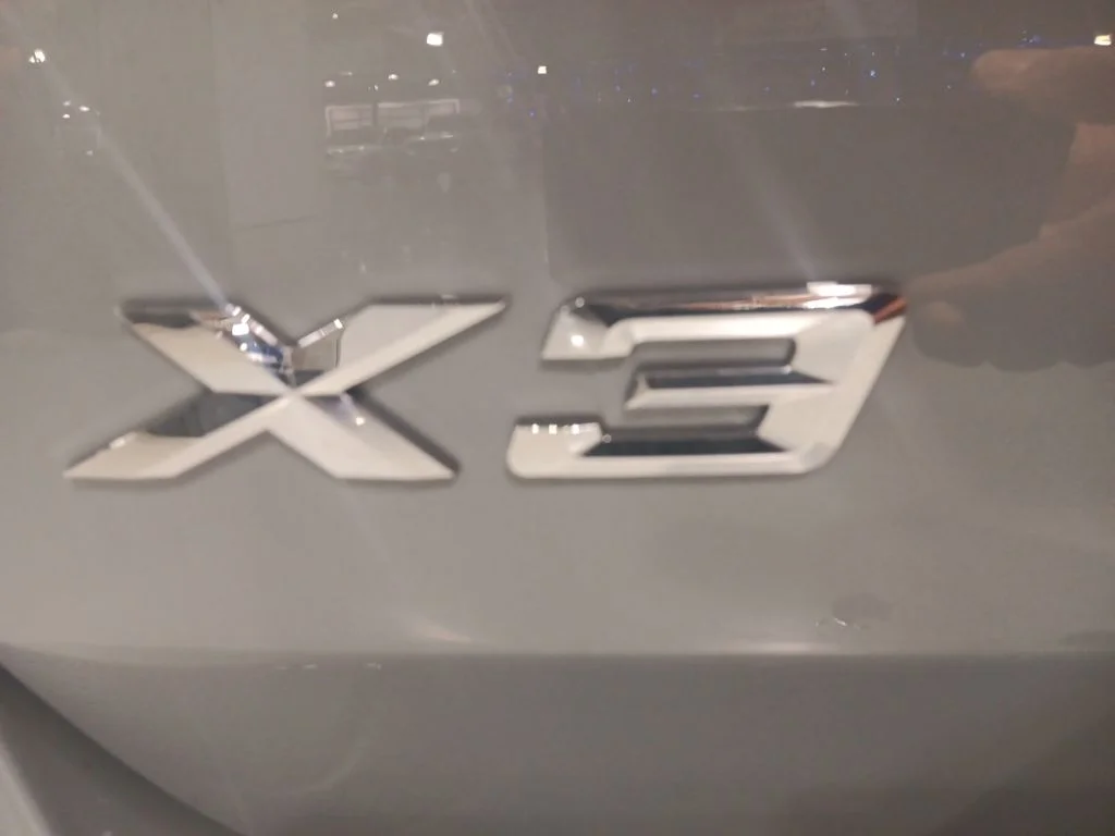 Used 2024 Gray BMW xDrive30i image 13