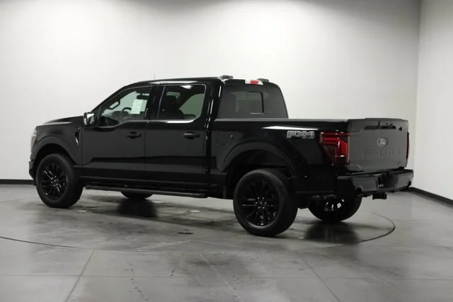 New 2026 Agate Black Metallic Ford Lariat® image 27