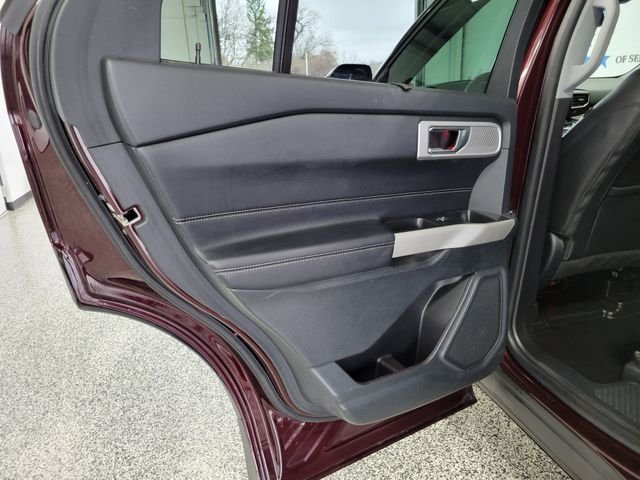Used 2022 Red Ford Limited image 21