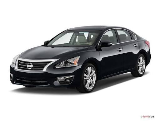 Used 2015 Brown Nissan 2.5 S image 11