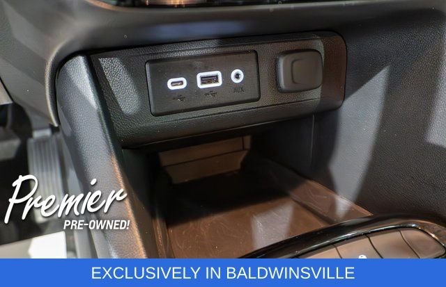 Used 2023 Sapphire Buick Select image 26