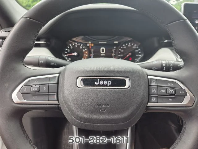 Used 2025 White Jeep Limited image 25