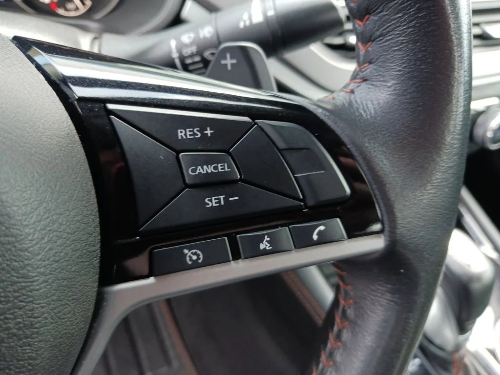 Used 2024 Silver Nissan 2.5 SR image 30