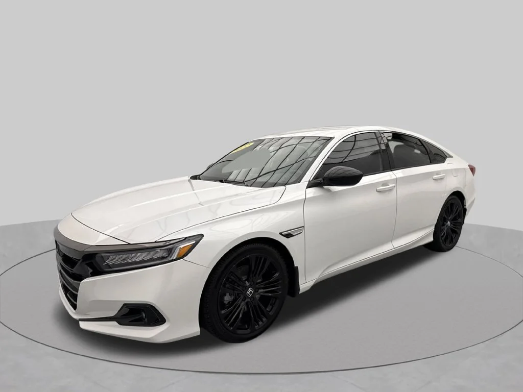 2022 Honda Accord SPORT 4dr Car Slide 2