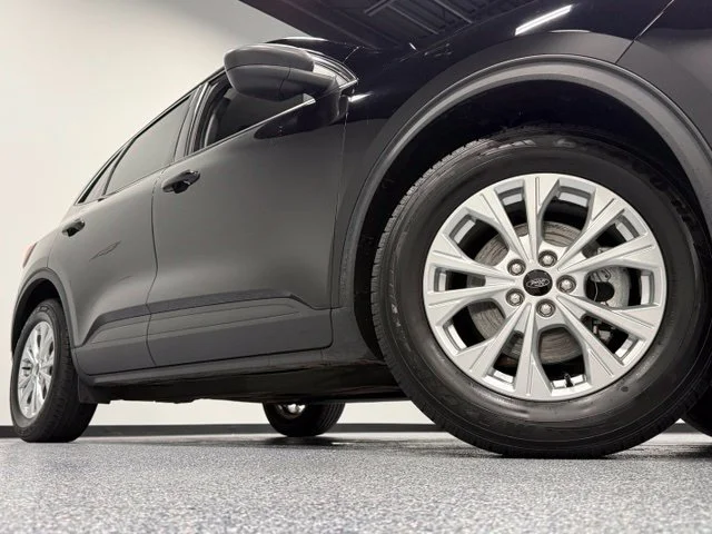 Used 2023 Black Ford Active image 2