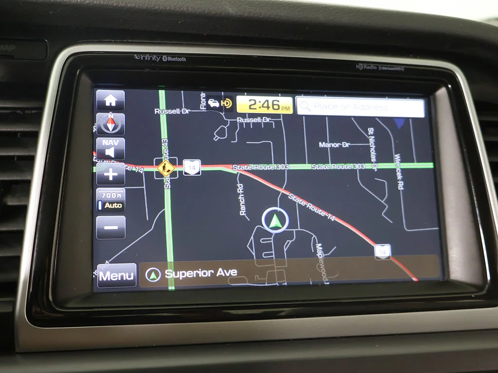 Used 2019 Silver Hyundai Limited image 51