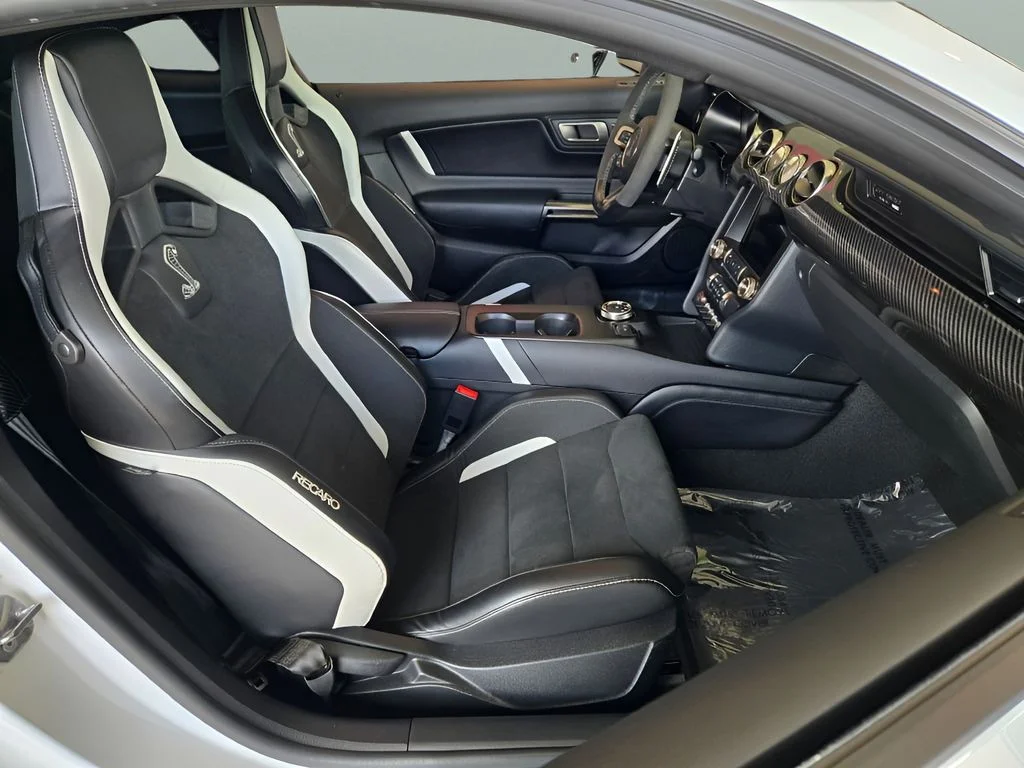 Used 2022 White Ford Shelby GT500 image 7