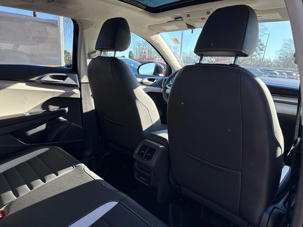 2026 Volkswagen Taos SEL - Photo 24
