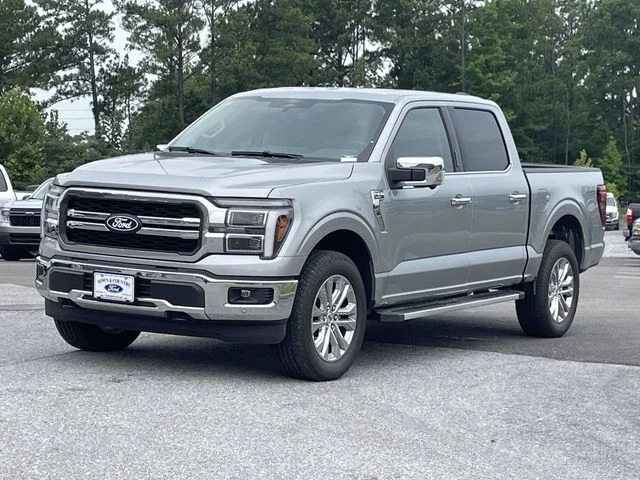 New 2026 Iconic Silver Metallic Ford Lariat image 13