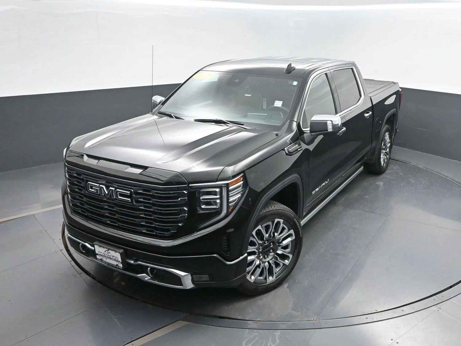 Used 2025 Onyx Black GMC Denali Ultimate image 42