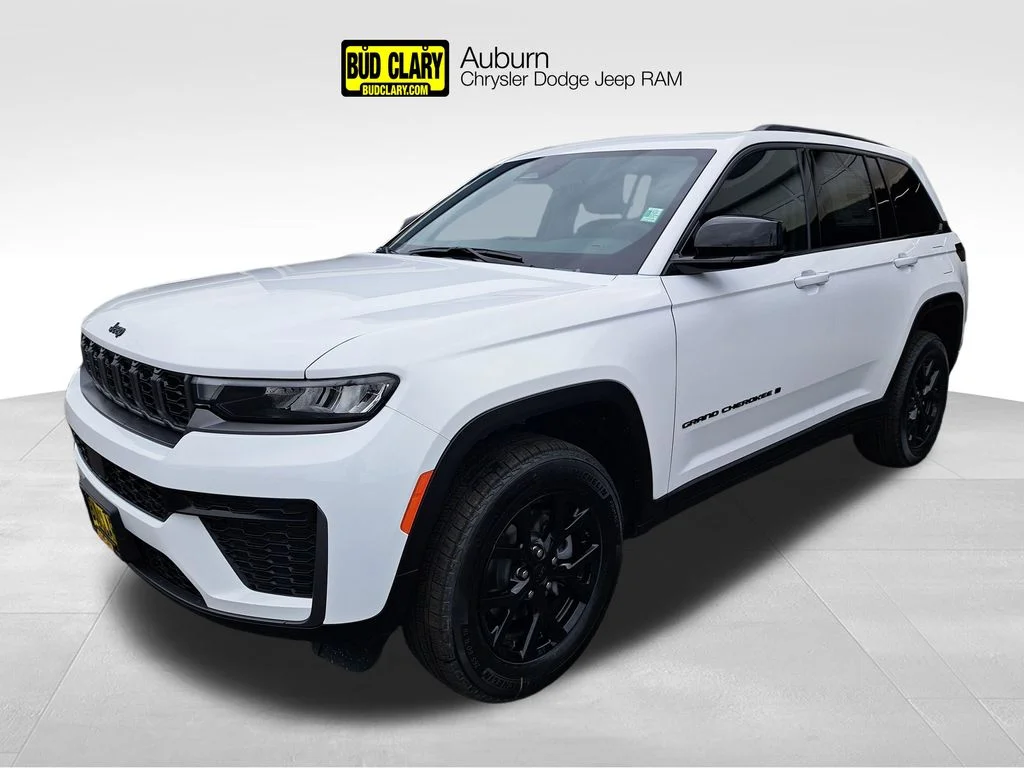 2026 Jeep Grand Cherokee Laredo Altitude 4x4's photo