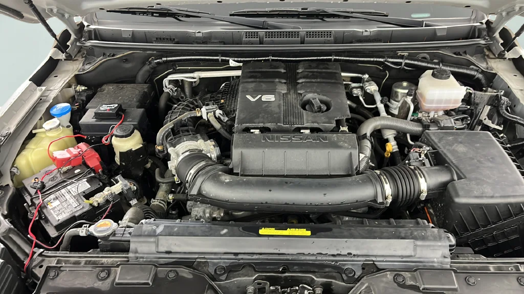 Used 2022 Beige Nissan PRO-4X image 32