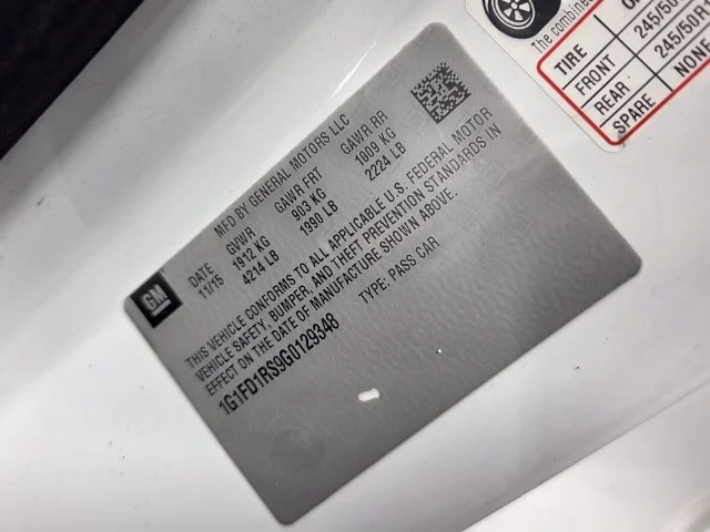 Used 2016 White Chevrolet 2LT image 14