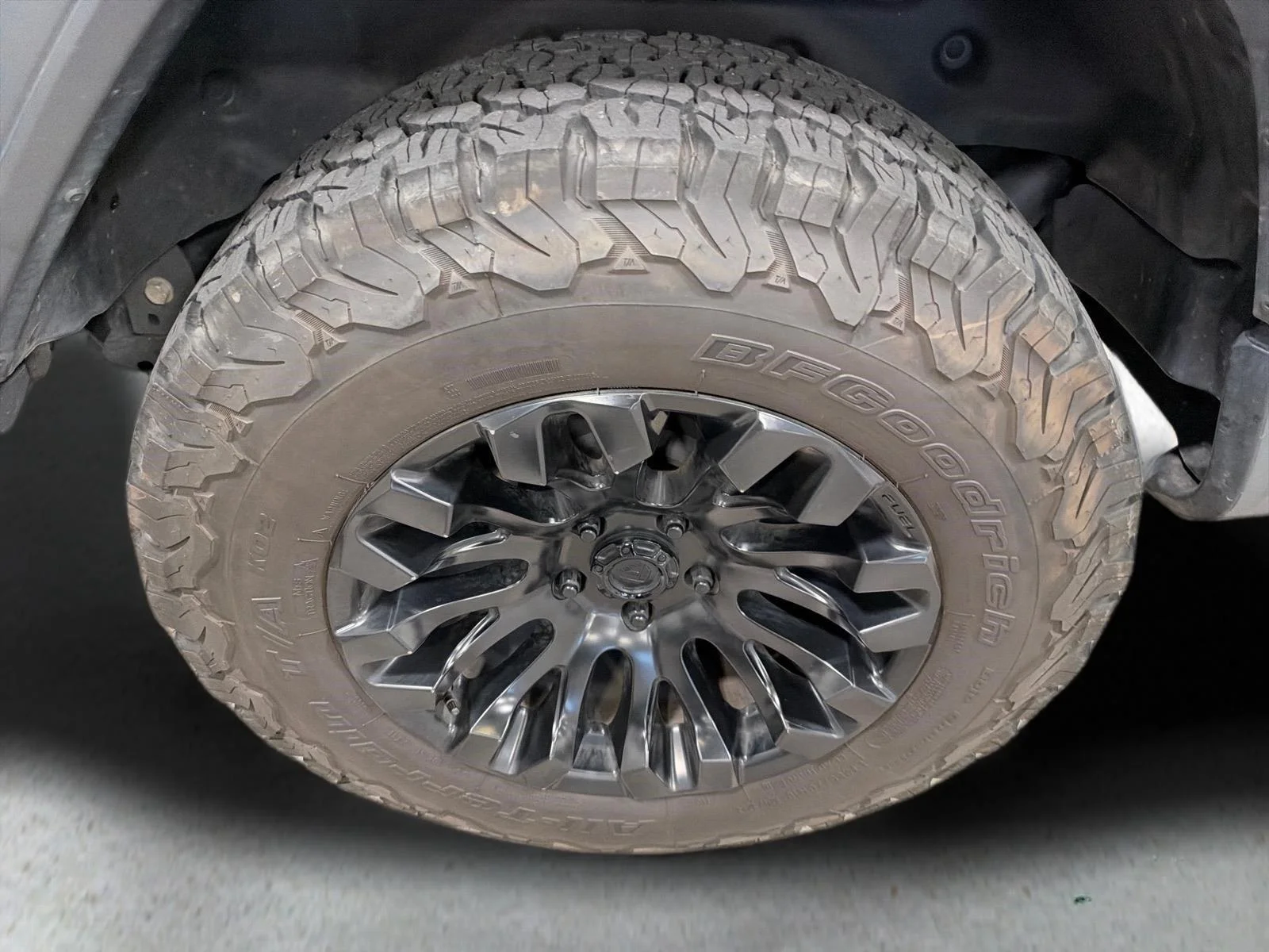 Used 2020 Sting-Gray Clearcoat Jeep Sport S image 20