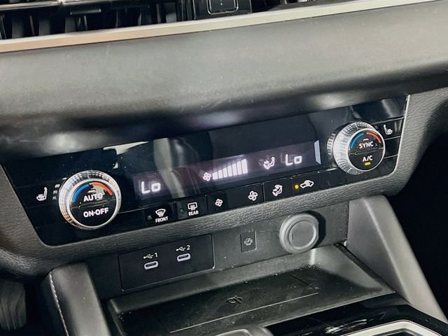 2025 Mitsubishi Outlander SE - Photo 20