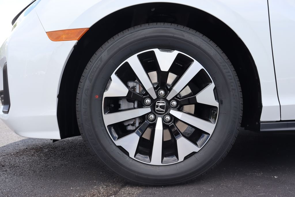 New 2026 Platinum White Pearl Honda EX-L image 10