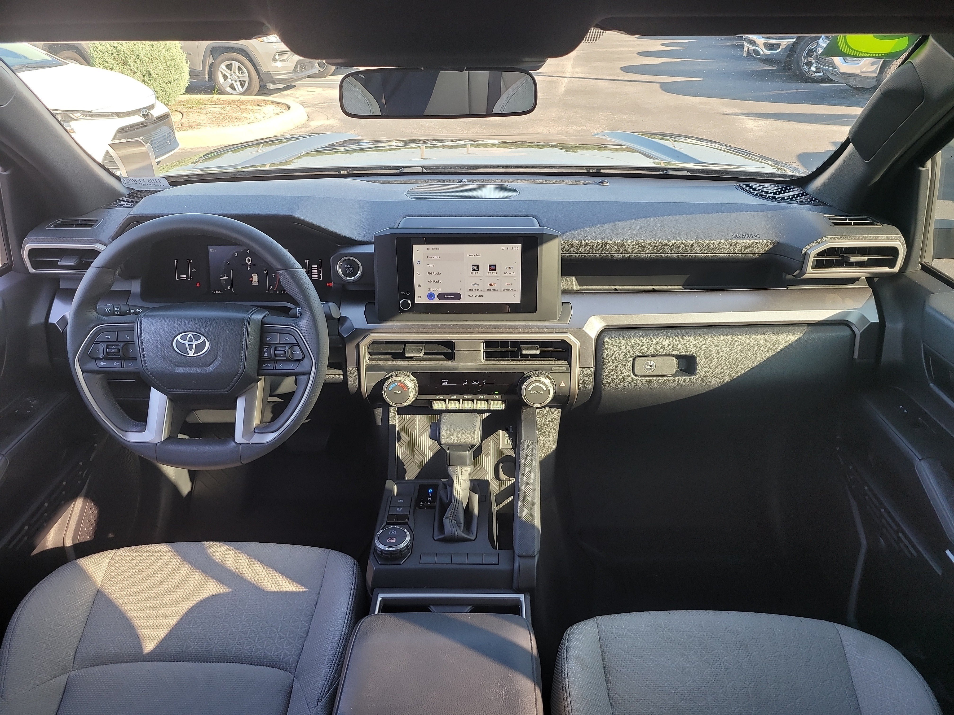 Used 2025 Underground Toyota SR5 image 14
