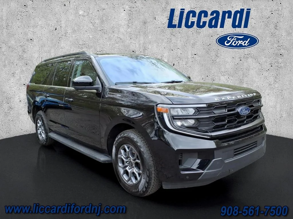 2025 Ford Expedition Active MAX 4x4's photo