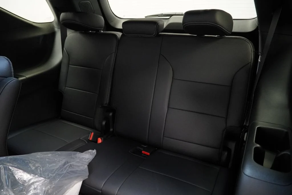 New 2026 Mosaic Black Metallic Chevrolet LT image 12