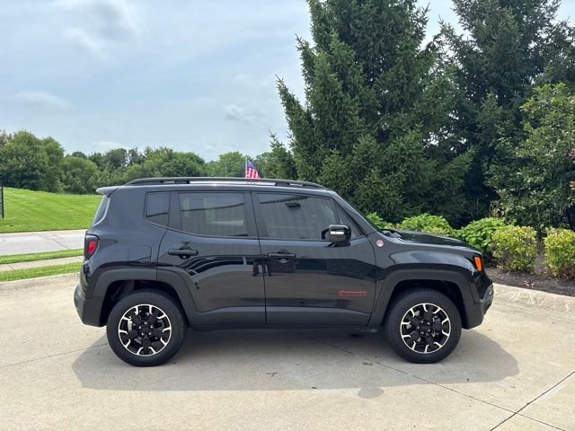Used 2023 Black Jeep Trailhawk image 6