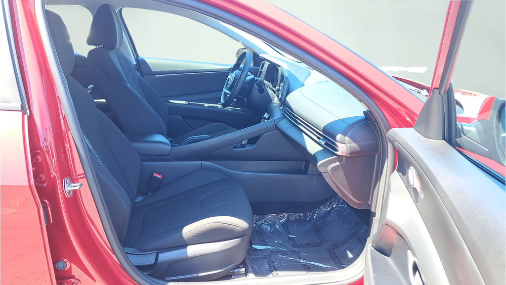 Used 2021 Red Hyundai SEL image 16