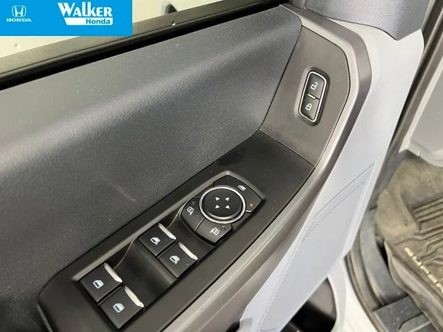 Used 2025 White Ford XLT image 19
