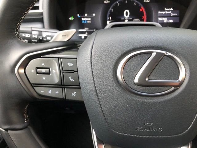 New 2026 White Pearl Lexus 600 Luxury image 27