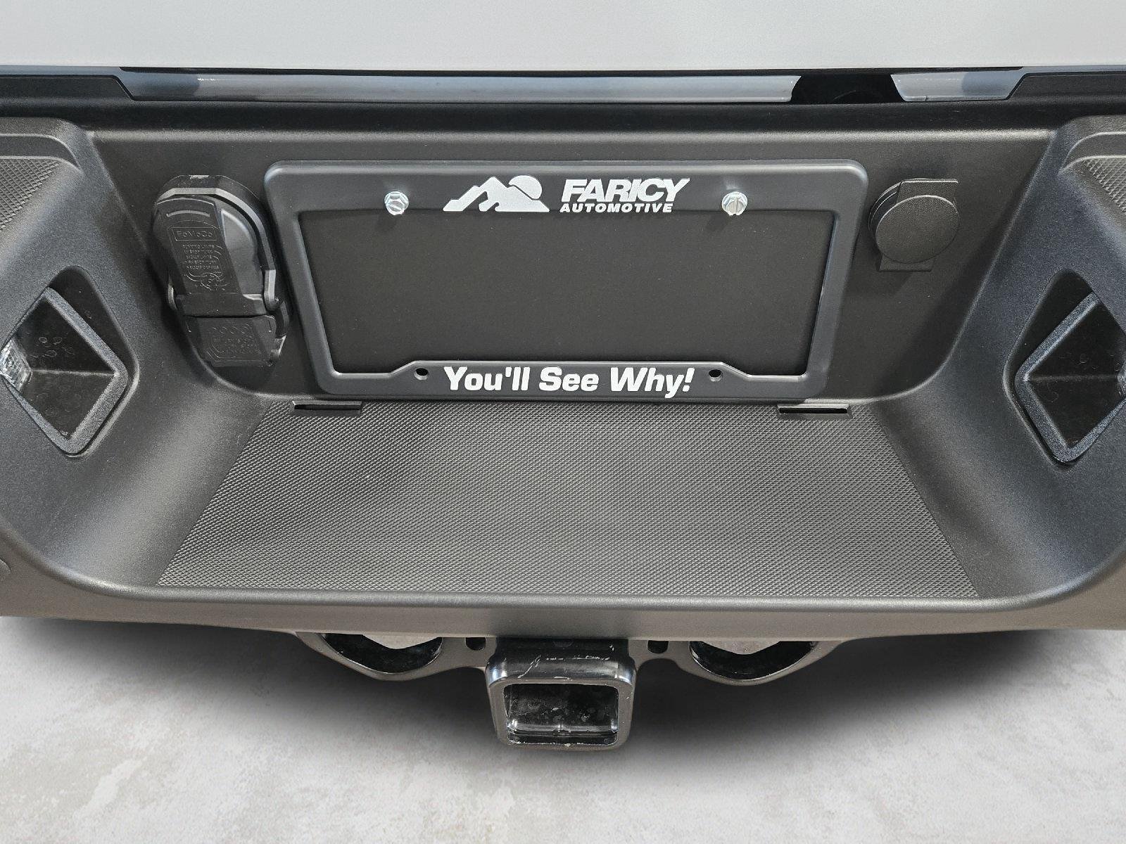 New 2026 Oxford White Ford F-250® XL image 18